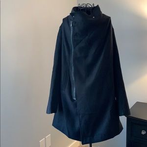 Simply Vera Wang zip up asymmetric jacket